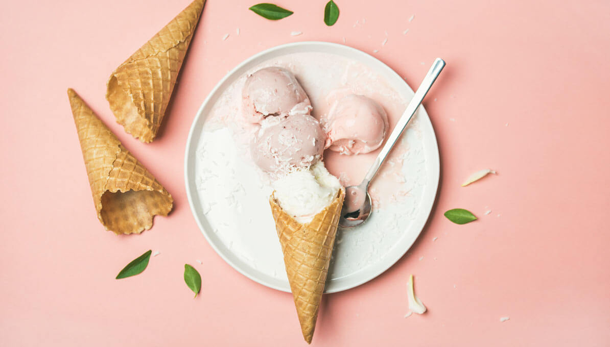 Upfit Kokos-Erdbeer-Eis