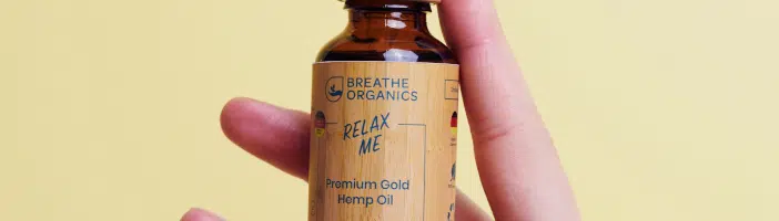 CBD Öl namens relax me von breathe organics